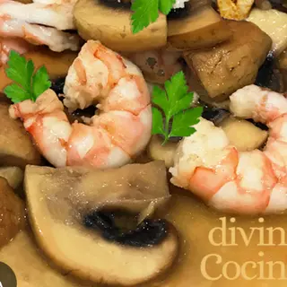 Gambas Con Champiñón