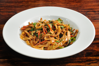 Paste chinezeşti cu legume şi soia 200g