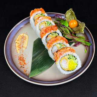 RS Uramaki z krewetką w panko owinięte opalanym tatarem z łososia 5szt