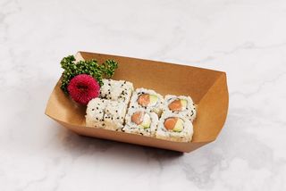 46. Uramaki Salmone