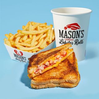 Lobster Grilled Cheese Menù