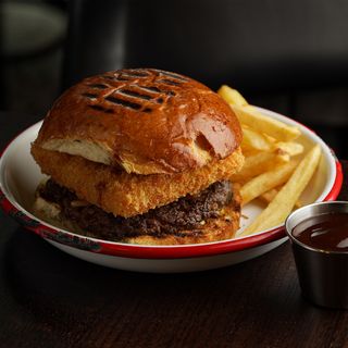 NY double cheeseburger (500г)