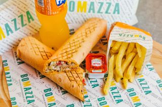 Комбо Сырный (донер сырный 1шт. + Фри + соус + Напиток 0,5 на выбор)