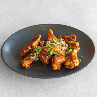 BUFFALO WINGS TRAY (260 g)