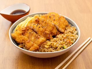 73.- Yakimeshi Crispy Chicken