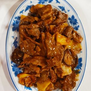 Ternera Con Bambú Y Setas Chinas