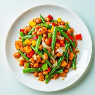 Smażona fasola z warzywami Ganlan