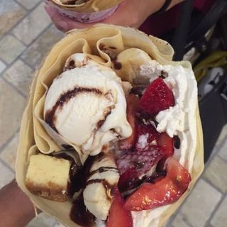 Clatită Nutella,banane,oreo,kinder