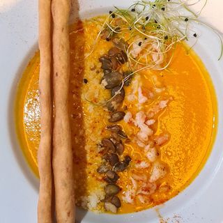 Гарбузовий суп з креветками