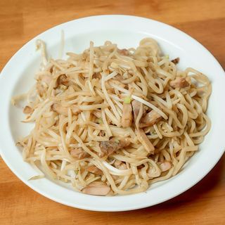 Wok de Fideos con Cerdo Charsiu