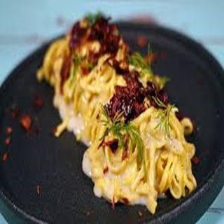 Tagliolini cacio e pepe con peperone crusco