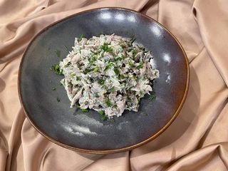 ქათმის სალათი სოკოთი