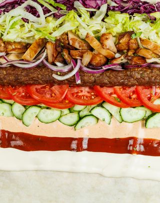 Мега Mix з куркою та телятиною кебаб (470г)