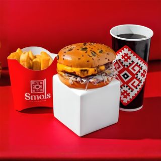 Meniu Burger Moldovenesc de Porc