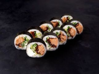 Futo z pieczonym łososiem (275g)