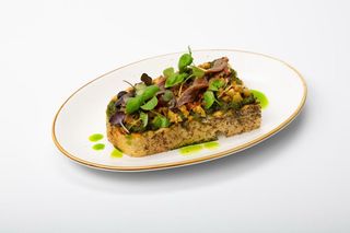 Брускети з тапінадою із в’ялених томатів з песто та анчоусом (135g)