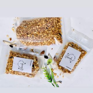 Fruits and nuts Granola