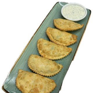 Мини чебуречки с семгой