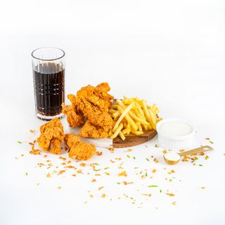 MENIU 8 CRISPY STRIPS