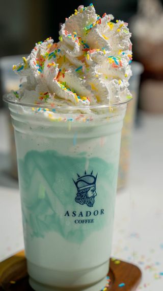 Bubble gum milkshake 