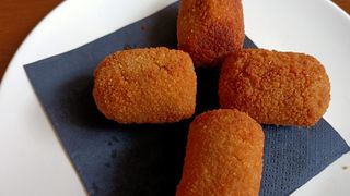 Croquetas de jamón ibérico elaboración propia (4unidades) 