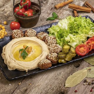 Meniu falafel + 1 doza cu suc