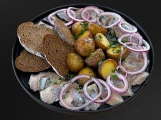 Тарілка оселедця з картоплею (360g)