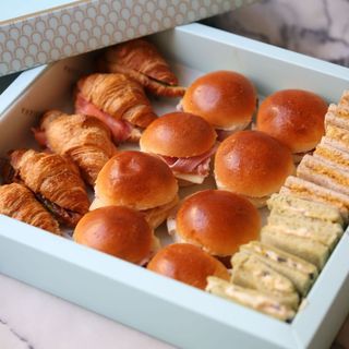 Bandeja salada surtida