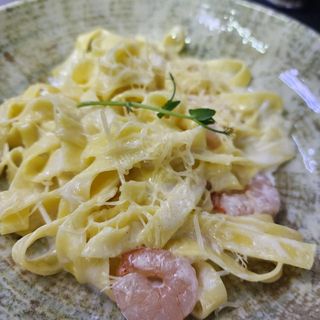 Феттучини с креветками 