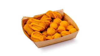 Cartofi bile cu nuchete și sos cheddar 200/50 gr.