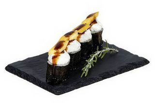 Hosomaki Salmão Phila e Fruta (4 peças)