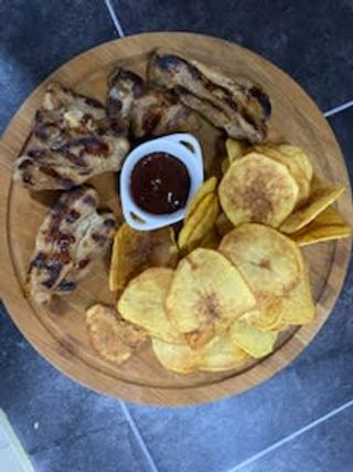 Свински гърди с картофен чипс