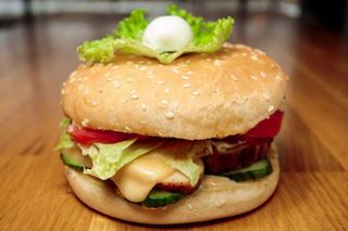 Бургер Цезар (350г)