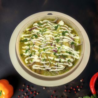 Enchiladas de pollo en salsa verde