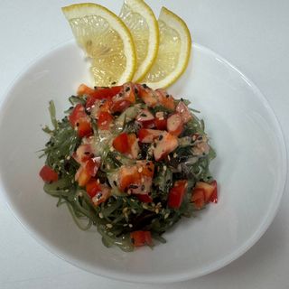 SALATĂ WAKAME