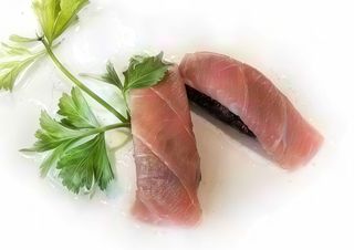 N.19 Nigiri black tonno 2 pezzi