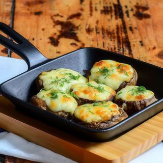 Pieczarki faszerowane
