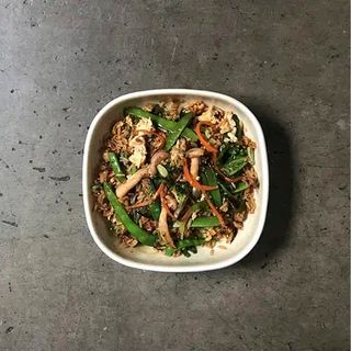 Yakimeshi de verduras