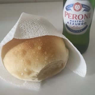 Offerta focaccia farcita e birra Nastro Azzurro  33 cl