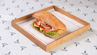 ლორის ჩაბატა სენდვიჩი