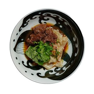 Б'янг б'янг нуддл з телячими щічками (190г)