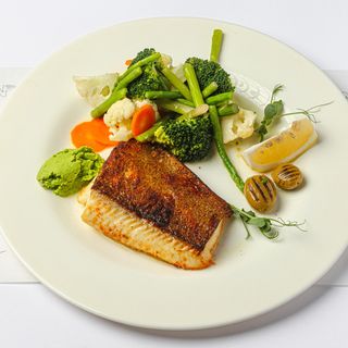 Палтус со спаржей (450 гр.)