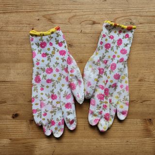 Gloves size 8 / white