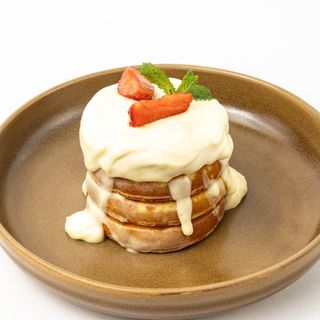 Панкейки под ванильным соусом