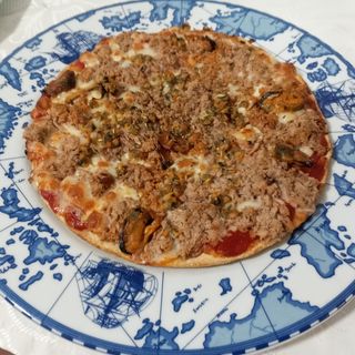 9. Pizza Fruta De Mar Mediana