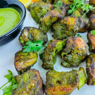 33. Haryali Chicken Tikka