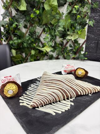 Clătită Nutella + Ferrero + Raffaello