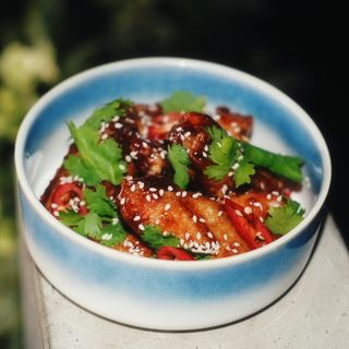 КРИЛО КУРЯЧЕ В АЗІЙСЬКОМУ СОУСІ