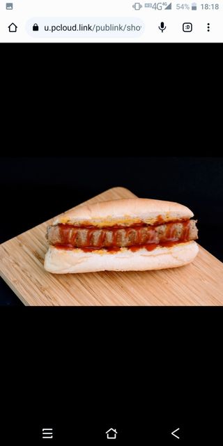 Хот - дог с кебапче и сос - 200 гр.