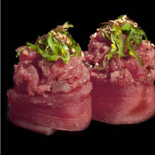 Gunkan Spicy Tuna (2 piezas)